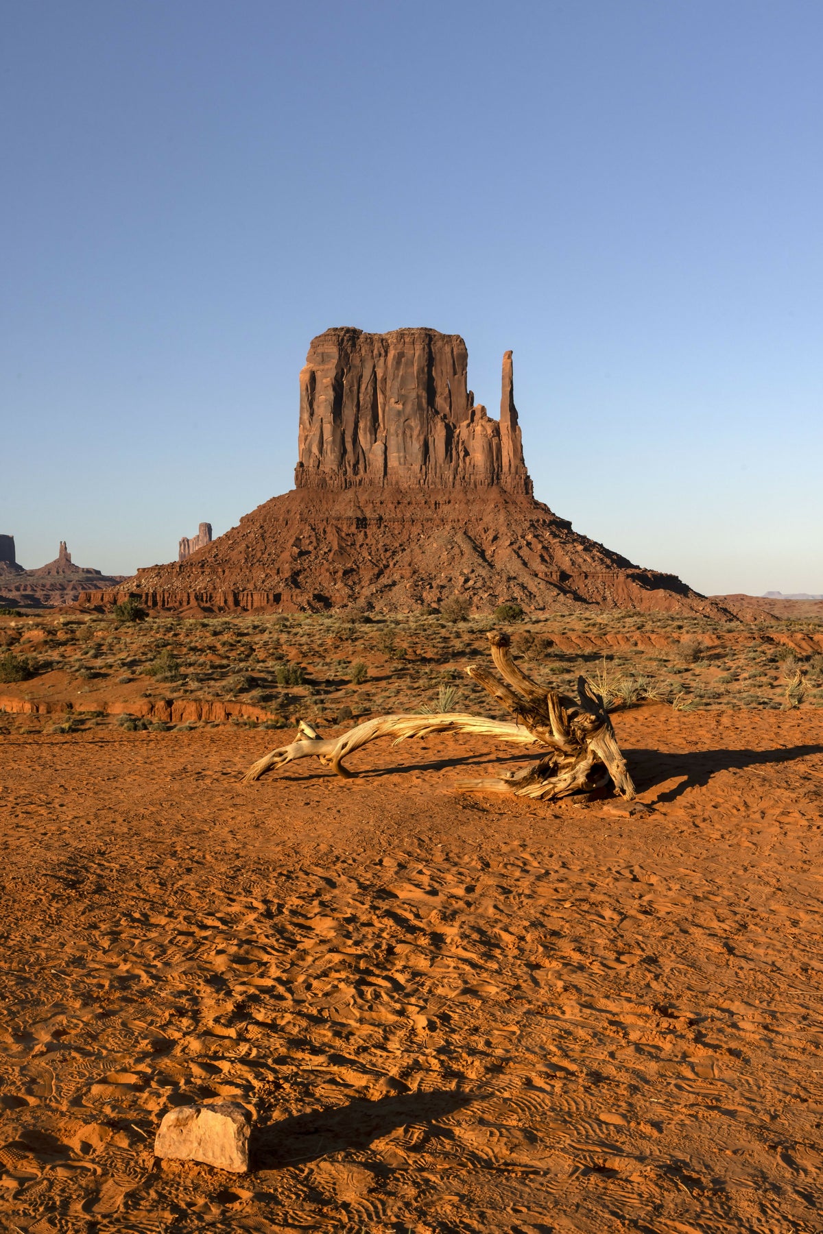 Arizona, Monument Valley, East Mitten Butte – A Colorful View