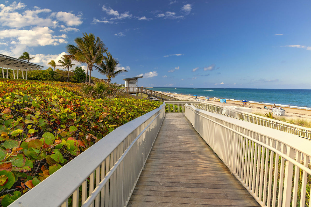 Florida, Boynton Beach, Oceanfront Park, Walkway with Lifeguard House in Background